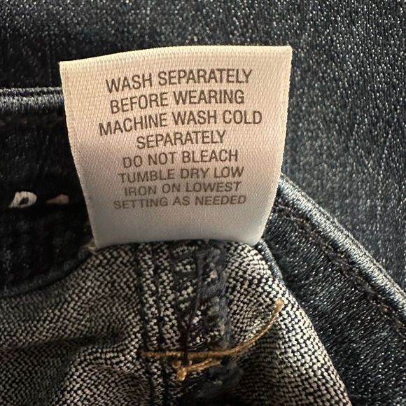 W62 Curvy Fit Bermuda Dark Blue Demin Jean Shorts - Picture 4 of 13